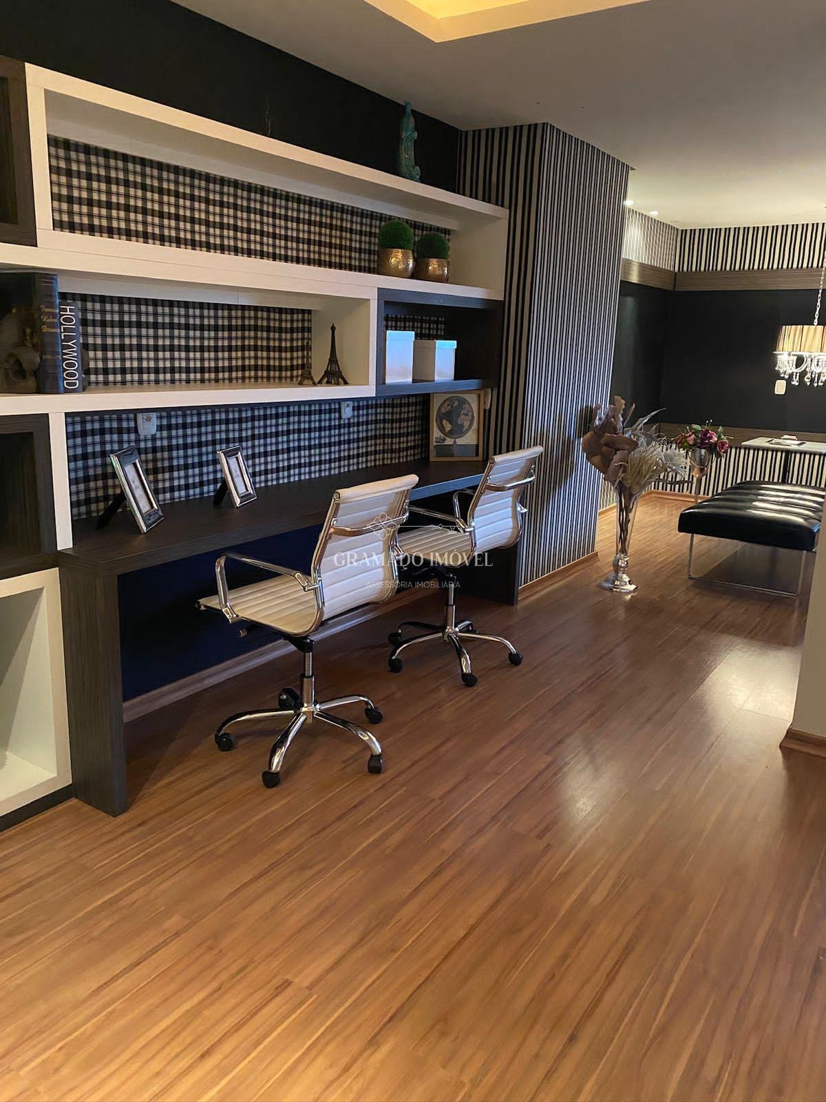 e569c9b3-a28f-4292-8707-040286a40a7a