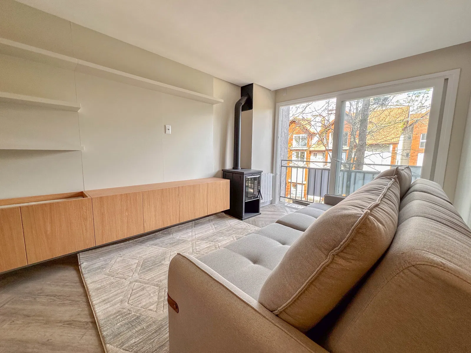 IMG_9217.jpg-name-c2f564d88dc8a7c8f94c1c89c352f6f7e26d2f100f85f0eeb94cf8d901c5b93d